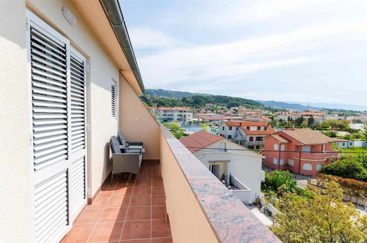 Apartments Marotin Palit Croaţia
